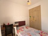 GİRNE/ALSANCAK'TA HAVUZLU SİTEDE SATILIK 3+1 EŞYALI DAİRE