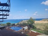 GİRNE/ESENTEPE BAHÇELİ BÖLGESİNDE HAVUZLU SİTEDE KİRALIK 2+1 DAİRE