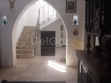 Girne Bellapais bölgesinde satılık 3+1 villa