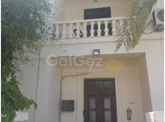 Girne Bellapais bölgesinde satılık 3+1 villa