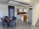 Girne Çatalköy'de kiralık 3+1 yüzme havuzlu villa