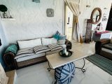Girne Esentepe'de muhteşem manzaralı denize sıfır satılık 3+2 villa
