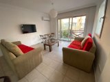 Girne merkezde Havuzlu site içinde kiralık full eşyalı 1+1 daire