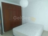 Girne merkezde Havuzlu site içinde kiralık full eşyalı 1+1 daire