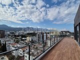 GİRNE MERKEZ LORDS PALACE HOTEL BÖLGESİNDE SATILIK 1+1 EŞYALI PENTHOUSE