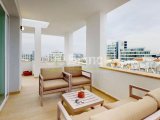 GİRNE MERKEZDE TÜRK KOÇANLI SATILIK 3+1 PENTHOUSE