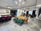 Karaoğlanoğlu'nda kiralık özel yüzme havuzlu 3+1 dubleks modern villa