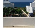 GİRNE/SADRAZAMKÖY'DE SATILIK 3+3 DENİZE YÜRÜME MESAFESİNDE DUBLEKS VİLLA