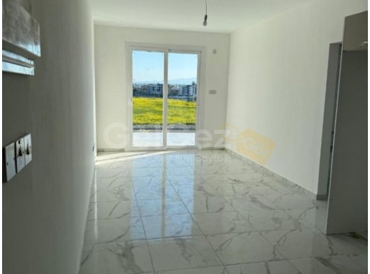 LEFKOŞA/GÖNYELİ' LE CHATEAU ROMANCE YOLU ÜZERİ 2+1 SATILIK DAİRE VE PENTHOUSE