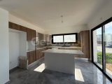 LEFKOŞA/GÖNYELİ MERKEZDE 3+1 SATILIK VİLLA