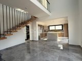 LEFKOŞA/GÖNYELİ MERKEZDE 3+1 SATILIK VİLLA