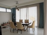 LEFKOŞA/GÖNYELİ' DE 5+1 SATILIK VİLLA