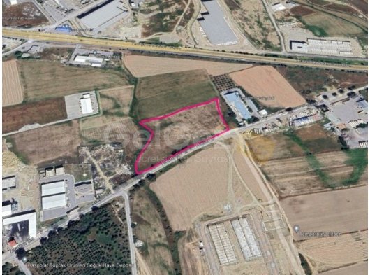 LEFKOŞA/MİNARELİKÖY'DE SATILIK 20.700 M2 ARSA