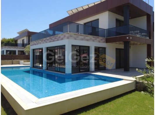 GİRNE/EDREMİT'TE SATILIK 4+1 VİLLALAR