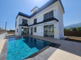 GİRNE OZANKÖY ERDENER MARKET BÖLGESİ SATILIK 4+1 LÜKS VİLLA