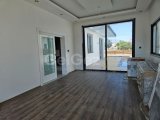 GİRNE OZANKÖY ERDENER MARKET BÖLGESİ SATILIK 4+1 LÜKS VİLLA
