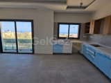 GİRNE/ALSANCAK'TA LÜKS SİTE İÇİNDE SATILIK 2+1 PENTHOUSE DAİRE