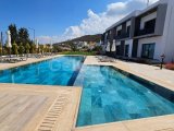 GİRNE/ALSANCAK'TA LÜKS SİTE İÇİNDE SATILIK 2+1 PENTHOUSE DAİRE