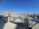 GİRNE MERKEZDE DAĞ VE DENİZ MANZARALI KİRALIK 2+1 PENTHOUSE