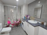 GİRNE MERKEZ'DE HAVUZLU SİTE İÇİNDE SATILIK 3+1 DAİRE