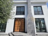 GİRNE/KARAOĞLANOĞLUDA SATILIK HAVUZLU 4+1 VİLLA