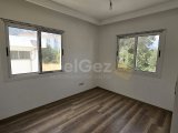 GİRNE/LAPTA'DA SATILIK 2+1 DAİRE
