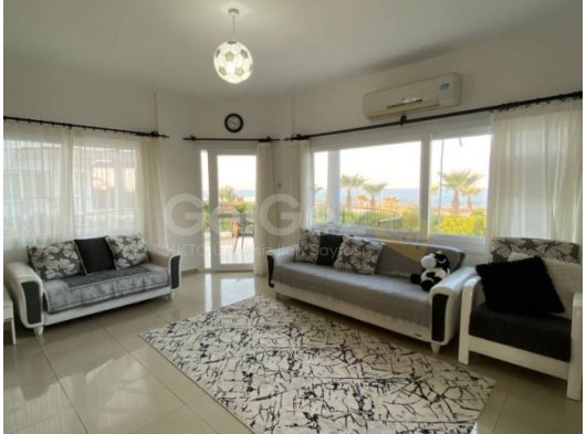GİRNE/LAPTA’DA SATILIK BAHÇELİ 3+1 DAİRE