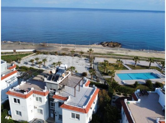 GİRNE/LAPTA'DA SATILIK BAHÇELİ 3+1 DAİRE