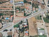 GİRNE/LAPTA ANA YOL ÜZERİ TİCARİ İZİNLİ SATILIK ARSA