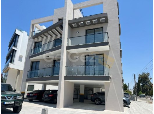 LEFKOŞA/KÜÇÜK KAYMAKLI MERKEZDE 2+1 PENTHOUSE SATILIK