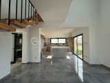 LEFKOŞA/GÖNYELİ MERKEZDE 3+1 SATILIK VİLLA