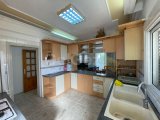 LEFKOŞA/YENİKENT' TE TİCARİ İZİNLİ 3+1 SATILIK DAİRE