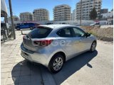 2022 Model Otomatik Mazda 2