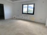 GİRNE/ALSANCAK HASAN UZUN PETROL BÖLGESİNDE SATILIK 4+1 ÖZEL HAVUZLU VİLLA