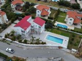 GİRNE/ALSANCAK'TA MERİT HOTELLERE YAKIN KONUMDA SATILIK 6+2 ÖZEL HAVUZLU VİLLA