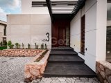 GİRNE /ALSANCAK'TA SATILIK ULTRA LÜKS 4+1 MÜSTAKİL FIRSAT VİLLALAR