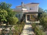 GİRNE/EDREMİT'TE 1 DÖNÜM ARSA İÇERİSİNDE SATILIK 3+1 VİLLA