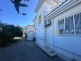 GİRNE/EDREMİT'TE 1 DÖNÜM ARSA İÇERİSİNDE SATILIK 3+1 VİLLA
