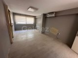 GİRNE MERKEZDE KİRALIK 4+1 DÜKKAN