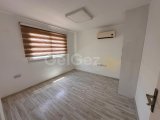 GİRNE MERKEZDE KİRALIK 4+1 DÜKKAN