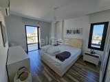 GİRNE MERKEZDE KİRALIK MUHTEŞEM DAĞ VE DENİZ MANZARALI 2+1 EŞYALI PENTHOUSE