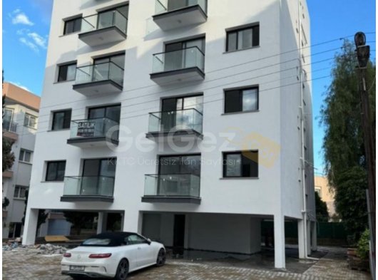 GİRNE MERKEZDE 2+1 SATILIK PENTHOUSE