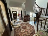 GİRNE MERKEZDE SATILIK 4+1 ÖZEL YAPIM LÜKS VİLLA