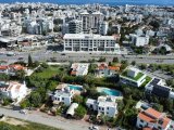 GİRNE MERKEZDE SATILIK 4+1 ÖZEL YAPIM LÜKS VİLLA