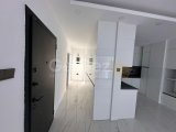 GİRNE OSCAR OTEL BÖLGESİNDE HAVUZLU LÜKS SİTEDE SATILIK 2+1 DAİRE