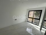 GİRNE OSCAR OTEL BÖLGESİNDE HAVUZLU LÜKS SİTEDE SATILIK 2+1 DAİRE