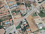 GİRNE/LAPTA ANA YOL ÜZERİ TİCARİ İZİNLİ SATILIK ARSA