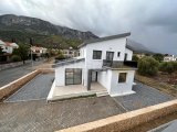 GİRNE/LAPTA'DA SATILIK 3+1 SIFIR VİLLA