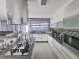 LEFKOŞA/YENİKENT'TE SATILIK 4+2 HAVUZLU İKİZ VİLLA