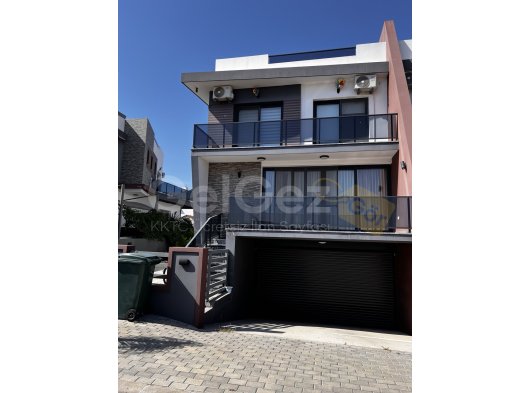 iskele denize yakın triplex villa eşyalı